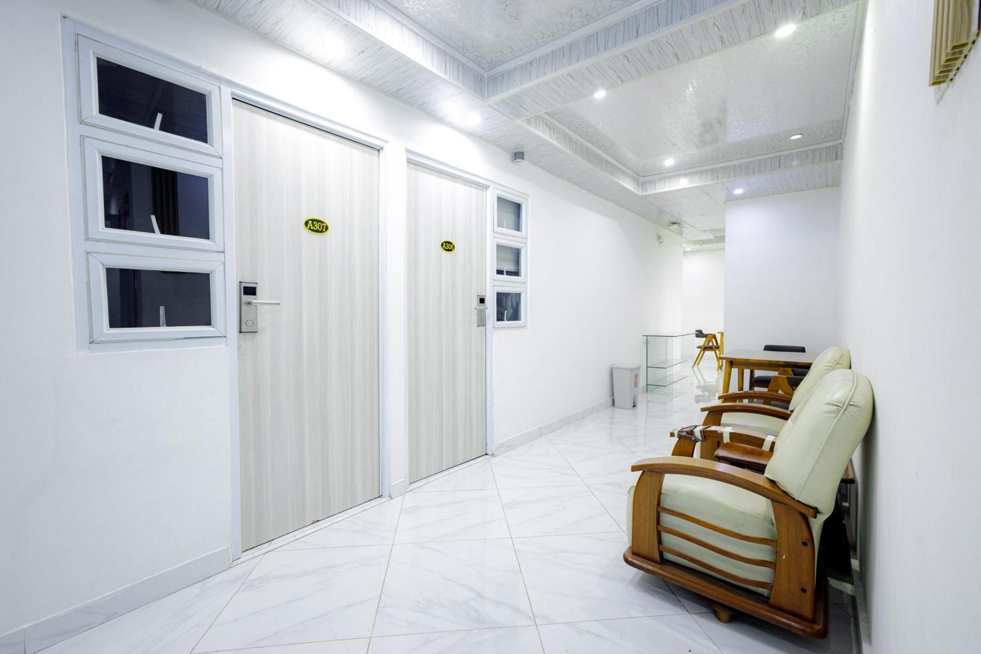 Urbanview Hotel Kota Tua Jakarta Exterior foto